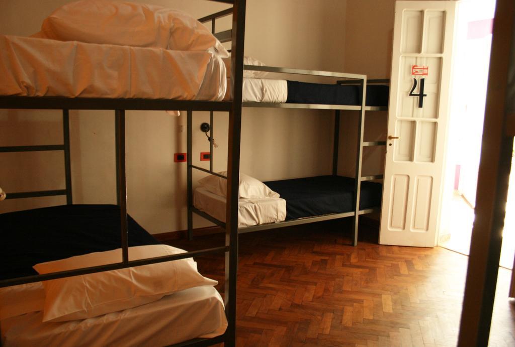 Antonieta Hostel San Rafael  Pokoj fotografie